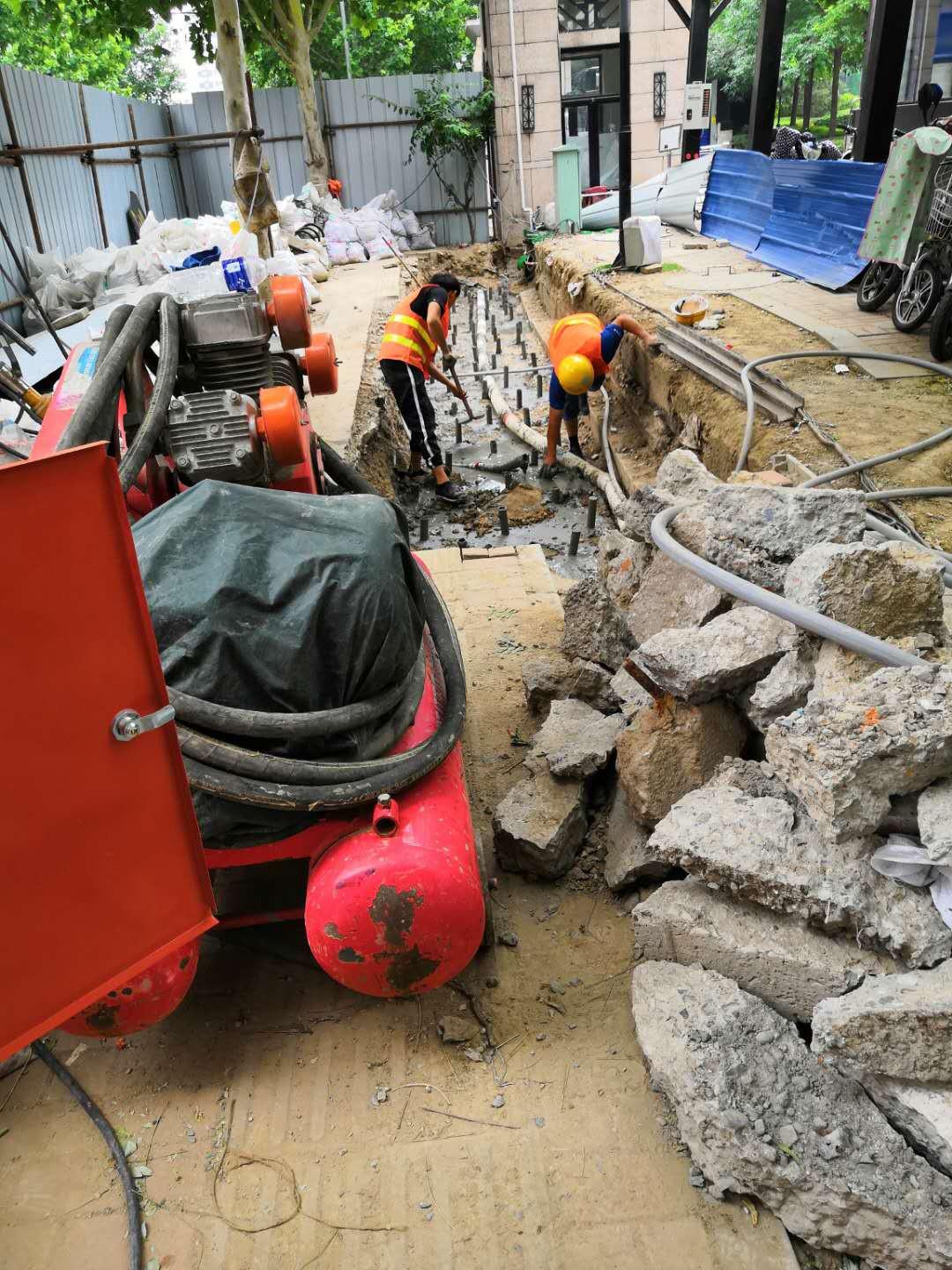 运粮湖管理区地基加固解决房子的地基下沉问题